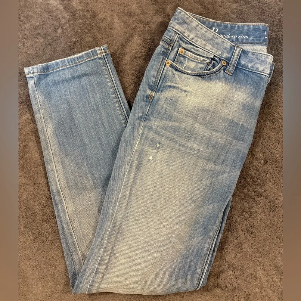🩵LOFT • Modern Slim lightly distressed jeans • 27/4P • GUC - Picture 2 of 10